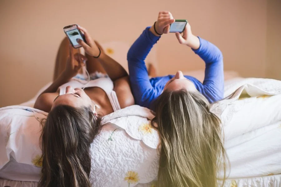 Various Styles of Funny Bios